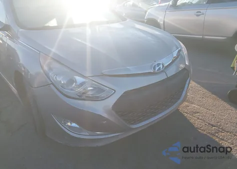 2013 Hyundai Sonata Hybrid from USA, damaged, VIN KMHEC4A49DA099516